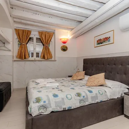 Apartamento Palazzo Dolfin - Piazza San Marco Lovely Veneza